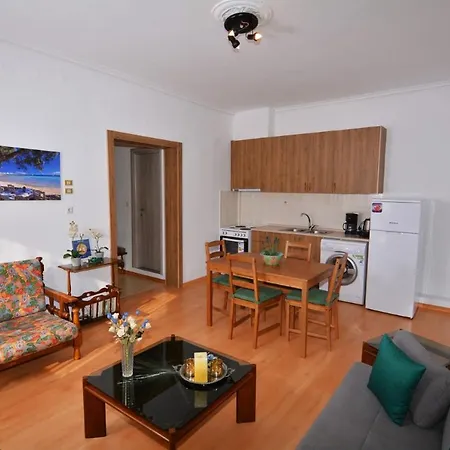 Zeusplace Georgia House * Leptokaryá