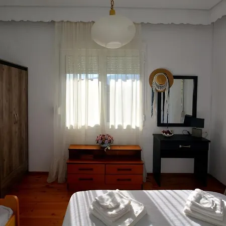 Zeusplace Georgia House Leptokaryá